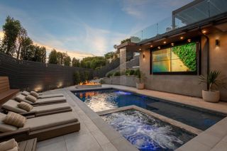 5780 Rutgers Road, La Jolla, CA 92037