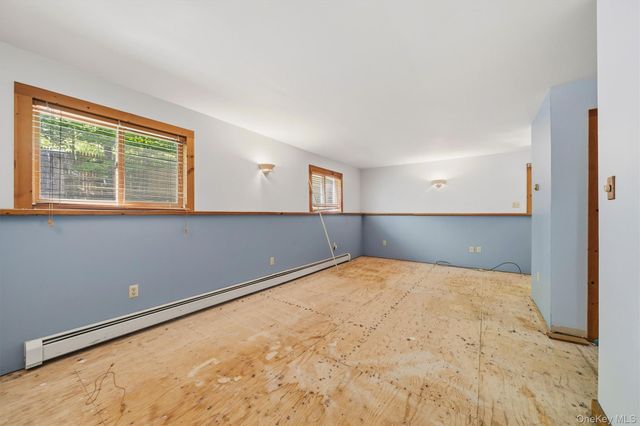 65 Old Turnpike Road, Bloomingburg, NY 12721