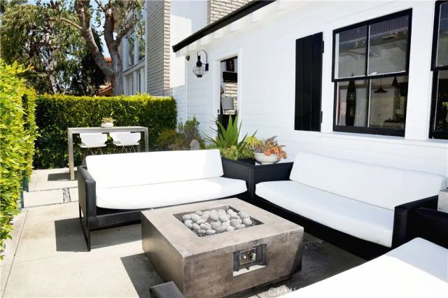 105 Via Ravenna, Newport Beach, CA 92663