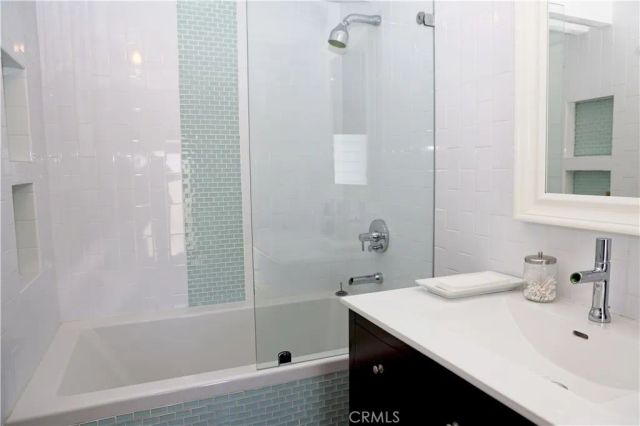 105 Via Ravenna, Newport Beach, CA 92663