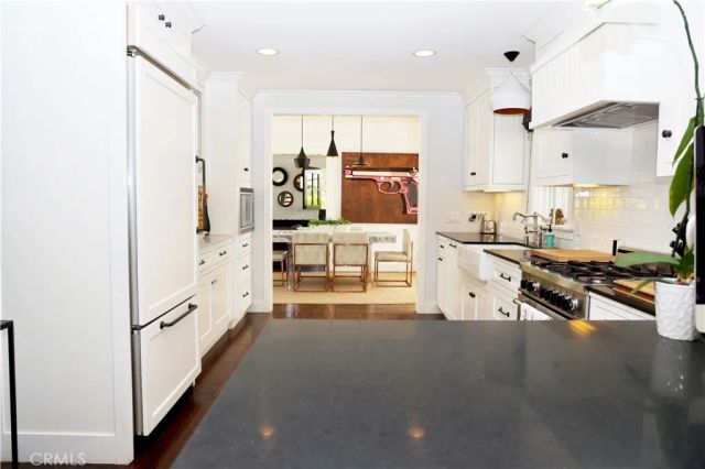 105 Via Ravenna, Newport Beach, CA 92663