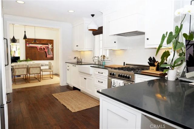 105 Via Ravenna, Newport Beach, CA 92663