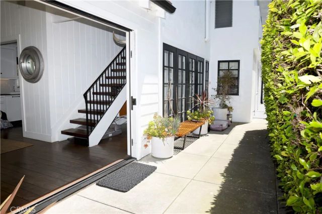 105 Via Ravenna, Newport Beach, CA 92663