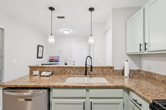 703 MAGNOLIA PLACE, Winter Haven, FL 33884