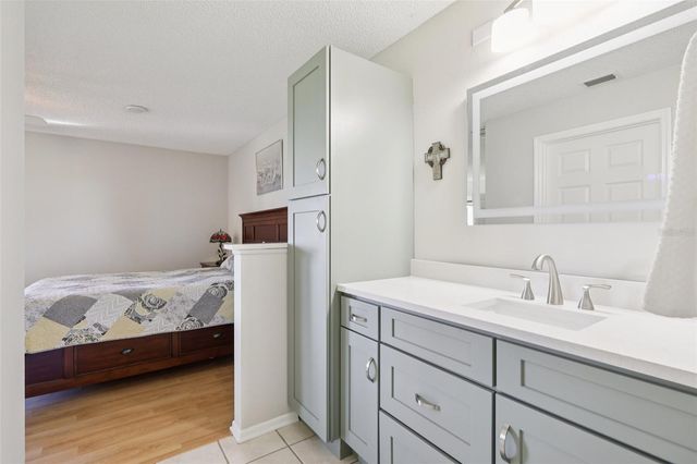 703 MAGNOLIA PLACE, Winter Haven, FL 33884