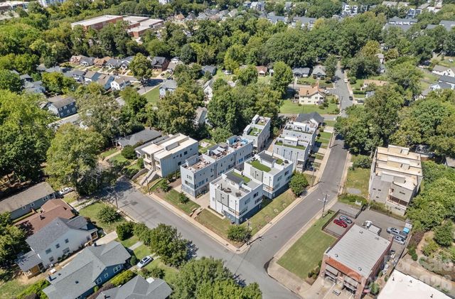 306 Wesley Heights Way, Charlotte, NC 28208