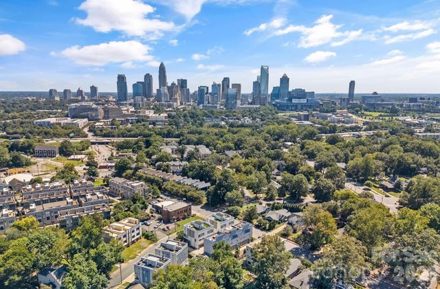 306 Wesley Heights Way, Charlotte, NC 28208