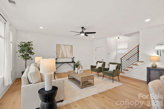 306 Wesley Heights Way, Charlotte, NC 28208