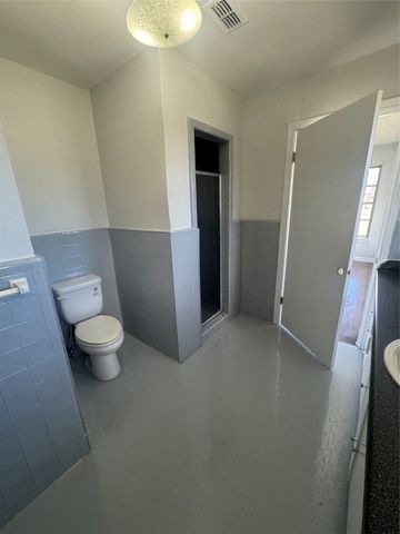 4651 C L Veasey Boulevard, Dallas, TX 75216