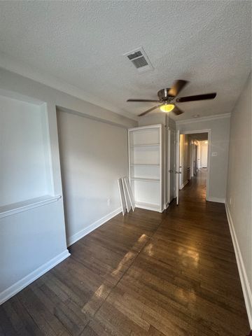 4651 C L Veasey Boulevard, Dallas, TX 75216