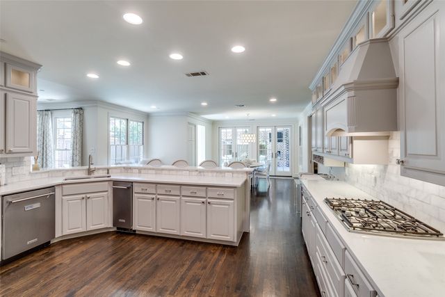 3829 Stanford Avenue, University Park, TX 75225