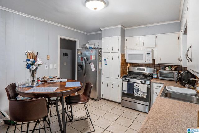 2329 3RD WAY NE, Center Point, AL 35215