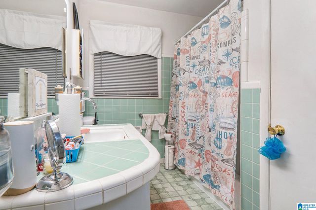 2329 3RD WAY NE, Center Point, AL 35215