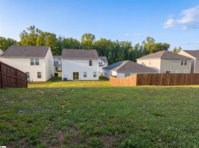 667 Farmstead Trail, Inman, SC 29349