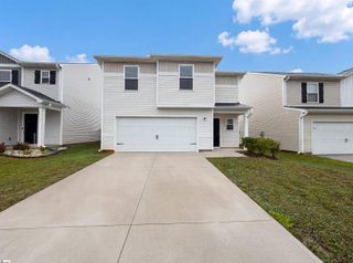 667 Farmstead Trail, Inman, SC 29349