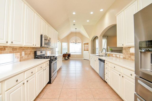 3747 Heritage Colony Drive, Missouri City, TX 77459