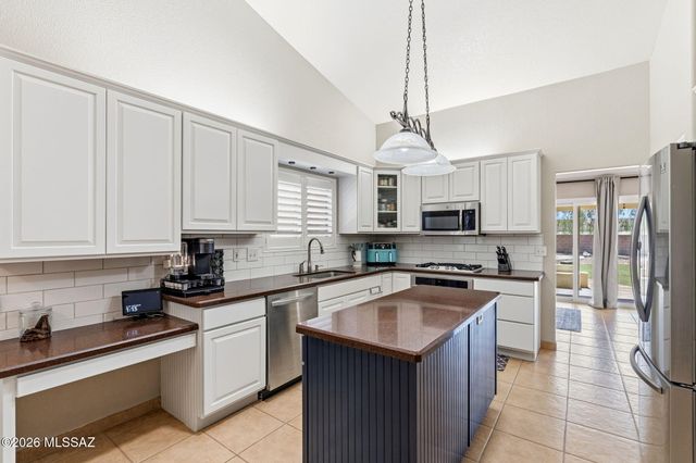 9700 E Paseo San Bernardo, Tucson, AZ 85747