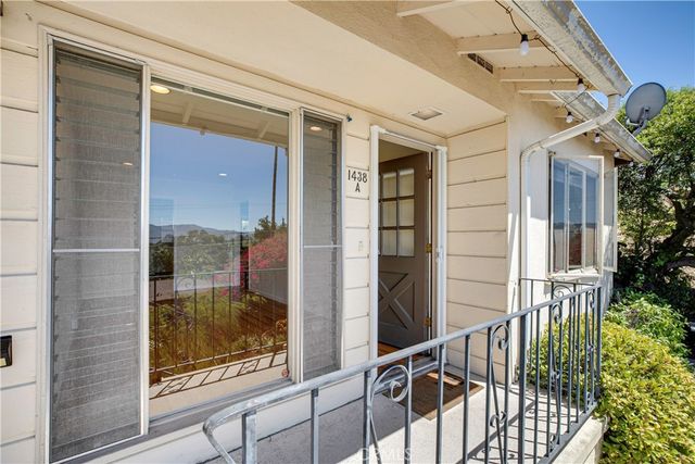 1438 Corona Drive A, Glendale, CA 91205