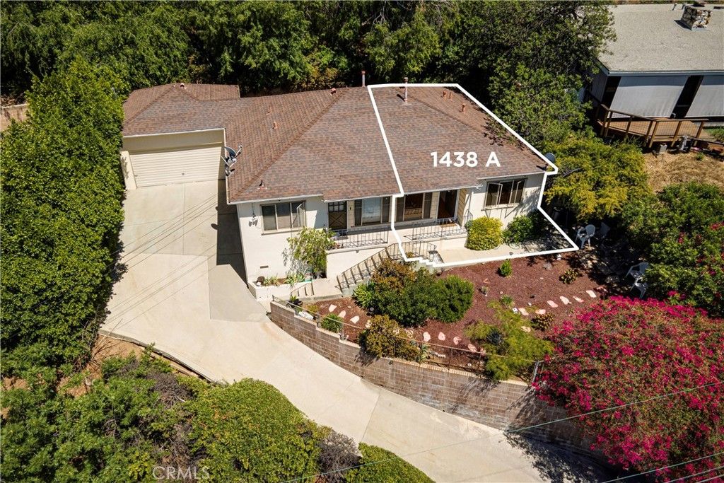 1438 Corona Drive A, Glendale, CA 91205