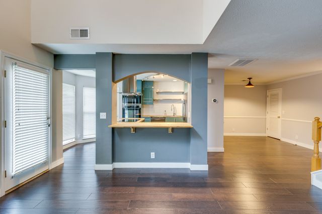 2402 Nashboro Blvd, Nashville, TN 37217