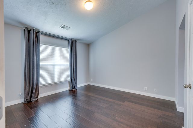 2402 Nashboro Blvd, Nashville, TN 37217