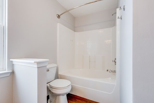 2402 Nashboro Blvd, Nashville, TN 37217