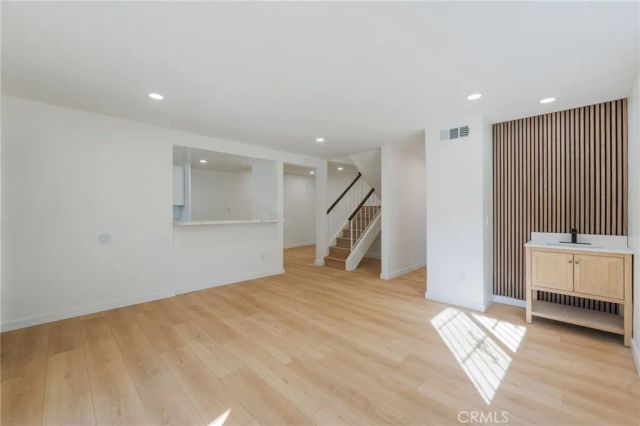 1239 W Rosecrans 31, Gardena, CA 90247