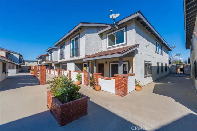 1239 W Rosecrans 31, Gardena, CA 90247