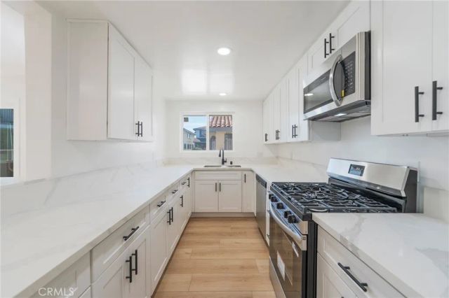 1239 W Rosecrans 31, Gardena, CA 90247