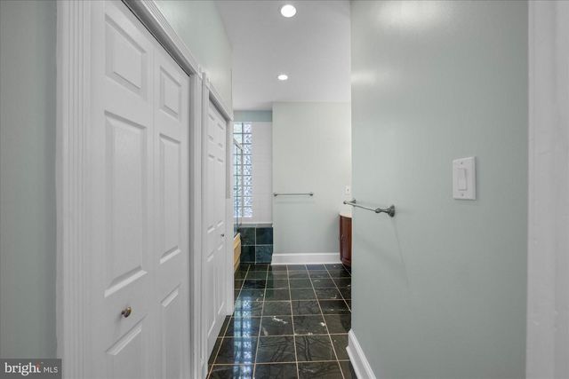 221 M ST NW, Washington, DC 20001