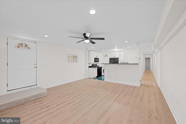 221 M ST NW, Washington, DC 20001