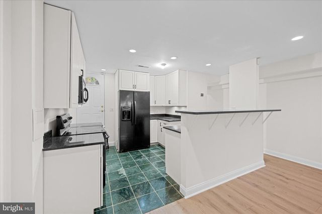 221 M ST NW, Washington, DC 20001