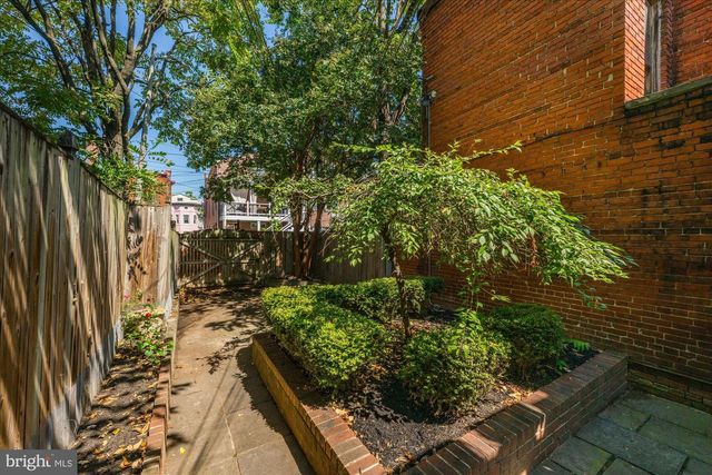 221 M ST NW, Washington, DC 20001