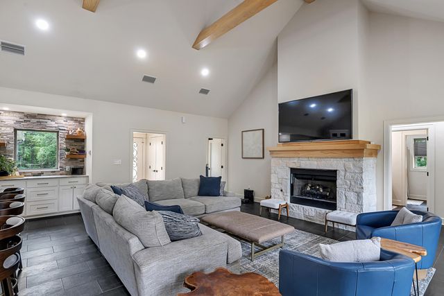 3097 Keasler Rd., Longview, TX 75605