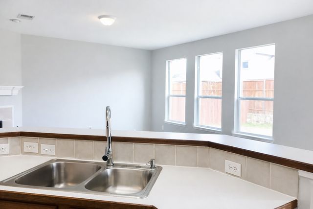 1018 Spanish Moss Drive, Garland, TX 75040