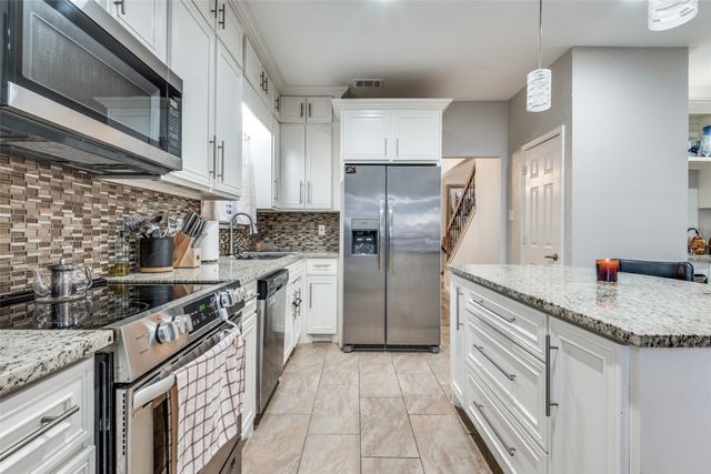 1533 Allen Drive, Cedar Hill, TX 75104