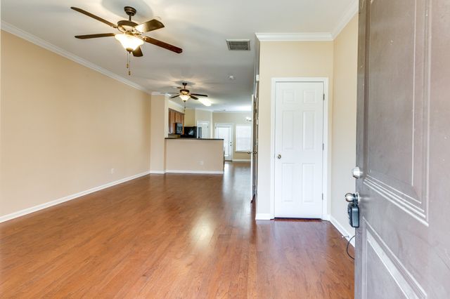 2021 Hemlock Dr, Spring Hill, TN 37174