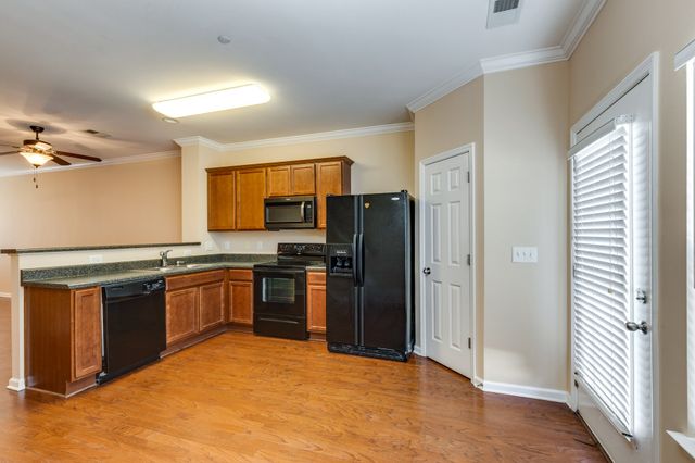 2021 Hemlock Dr, Spring Hill, TN 37174