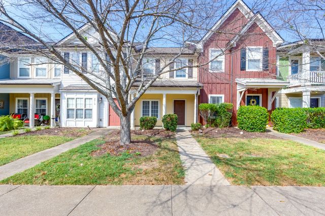 2021 Hemlock Dr, Spring Hill, TN 37174