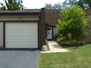 139 Cascade Drive, Indian Head Park, IL 60525