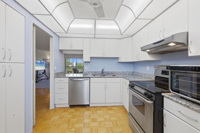 4240 IRONWOOD CIRCLE 406AA, Bradenton, FL 34209