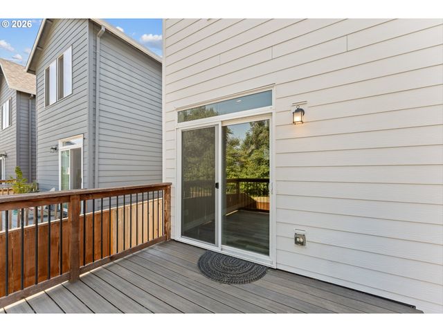 153 E WAYNO Way, Newberg, OR 97132