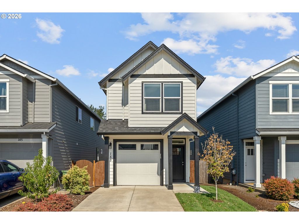 153 E WAYNO Way, Newberg, OR 97132