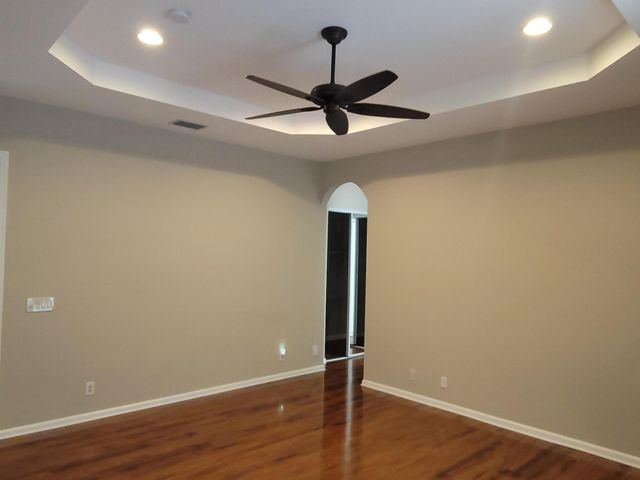 9335 Plantation Estates Drive, West Palm Beach, FL 33411