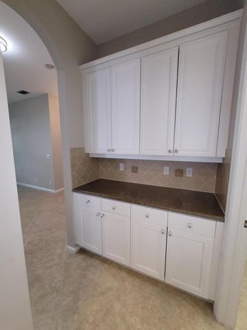 9335 Plantation Estates Drive, West Palm Beach, FL 33411