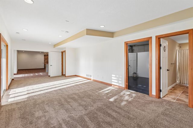 4486 NW 165th Street, Clive, IA 50325