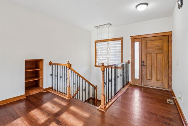 4486 NW 165th Street, Clive, IA 50325