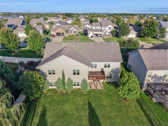 4486 NW 165th Street, Clive, IA 50325