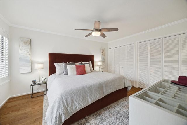 368 Litchfield Lane, Houston, TX 77024