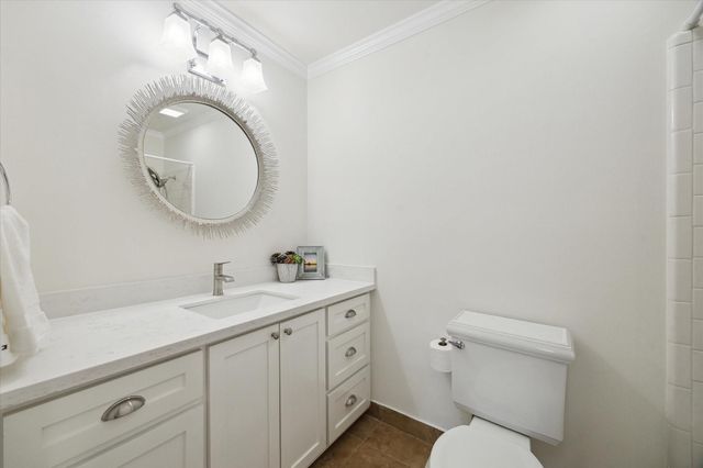 368 Litchfield Lane, Houston, TX 77024